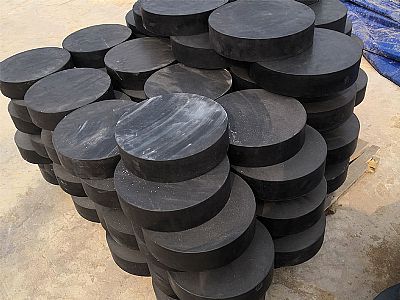 颍东区板式橡胶支座由若干层橡胶片与薄钢板经加压硫化